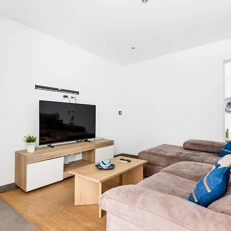 Magdalena 3 Bedroom Villa, Cala Blanca (Menorca)