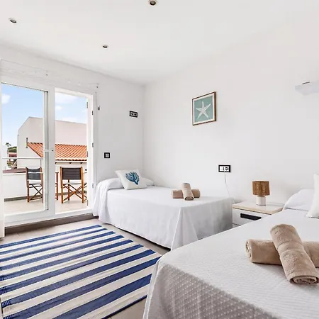 Magdalena 3 Bedroom Villa, Villa Cala Blanca (Menorca)