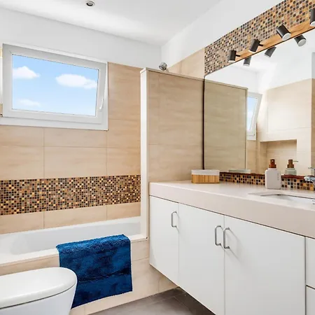 Magdalena 3 Bedroom Villa, Villa Cala Blanca (Menorca)